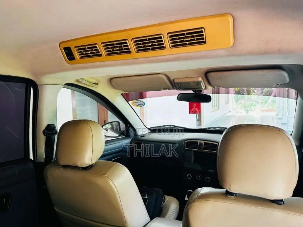DFSK Glory 330 2016 SUV (Used)