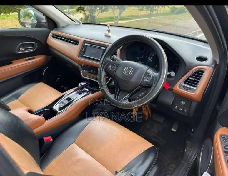 Honda Vezel 2015 SUV (Used)