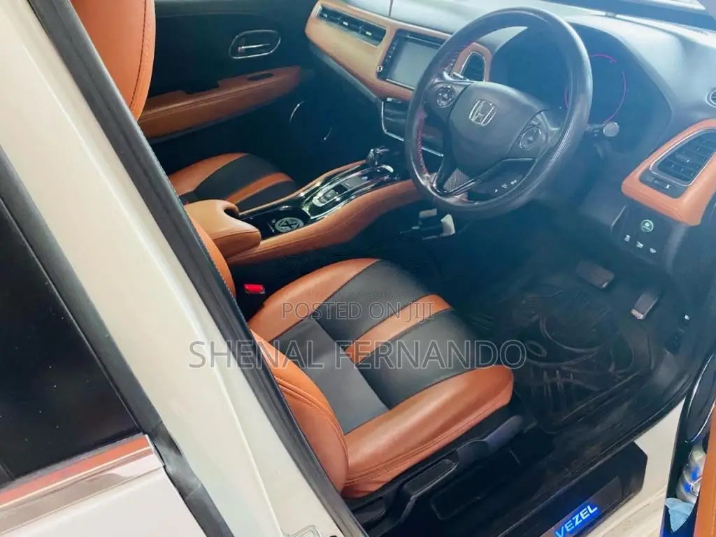 Honda Vezel 2014 SUV (Used)