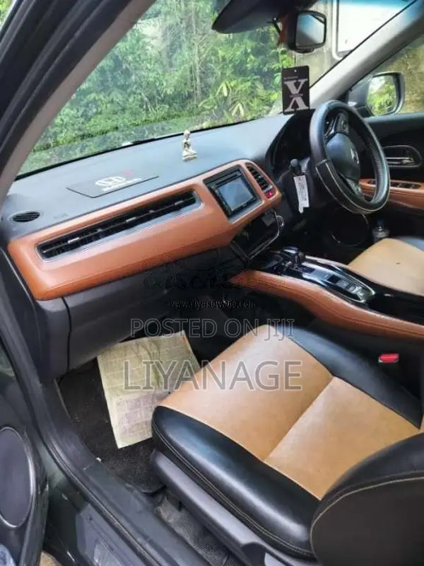 Honda Vezel 2015 SUV (Used)