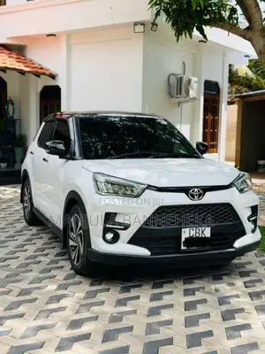 Toyota Raize Z BlackTop 2020 SUV (Used)