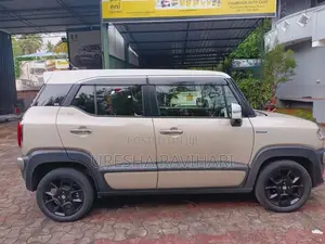 Suzuki Xbee 2019 SUV (Used)