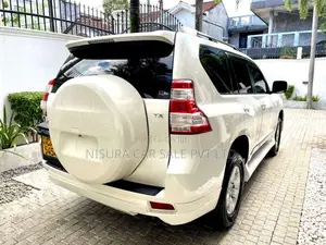 Toyota Prado 2015 SUV (Used)