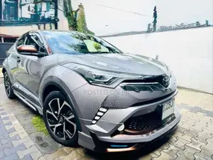 Toyota CHR NGX50 2020 SUV (Used)