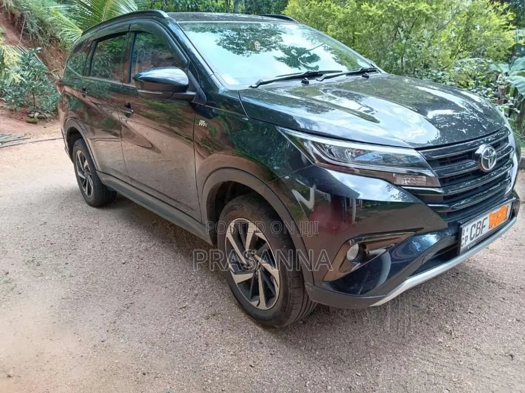 Toyota Rush 2018 SUV (Used)