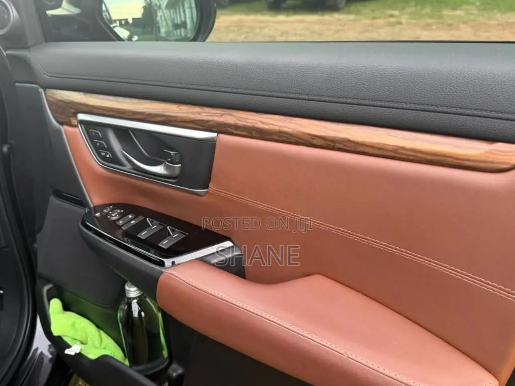 Honda CRV 2018 SUV (Used)