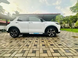 Daihatsu ROCKY G PREMIUM 2025 SUV Unregistered (Recondition)