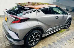 Toyota CHR NGX50 2020 SUV (Used)