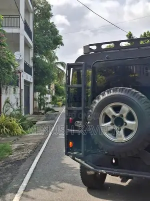 Land-Rover Defender 2026 SUV (Used)
