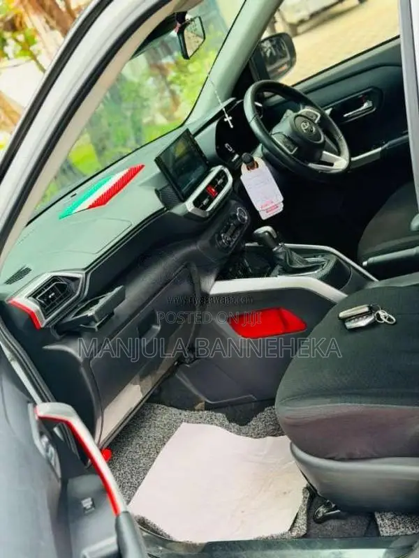 Toyota Raize Z BlackTop 2020 SUV (Used)