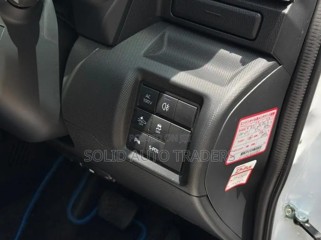 Daihatsu Rocky G Premium MODELLISTA Raize 2024 SUV Unregistered (Recon