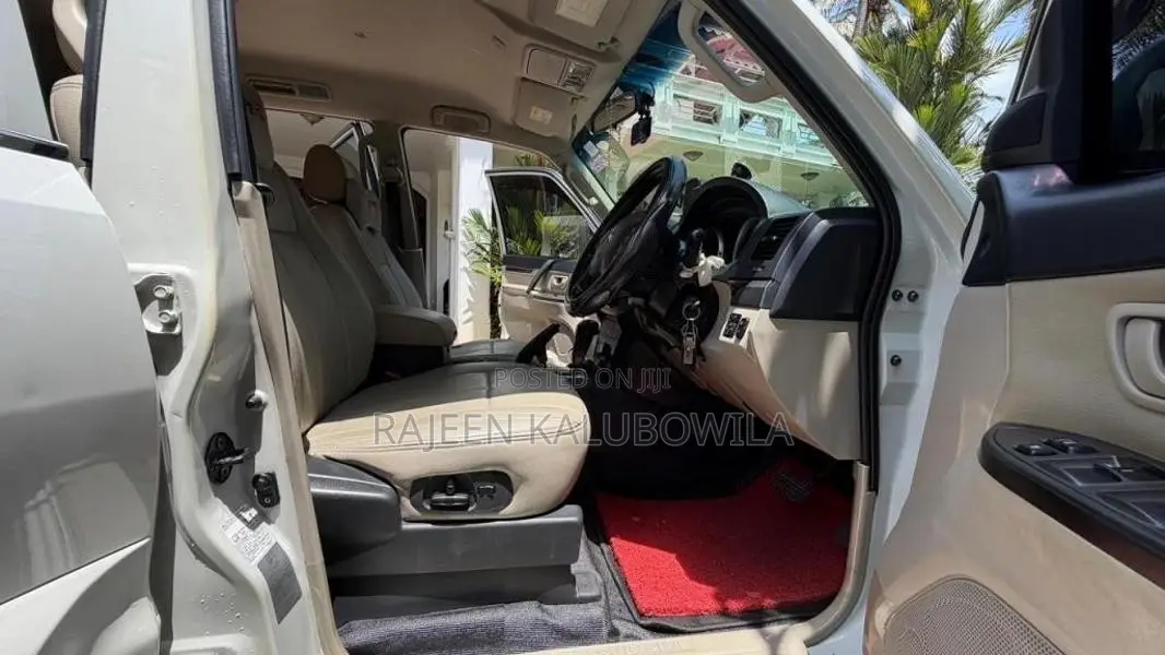 Mitsubishi Montero 2013 SUV (Used)