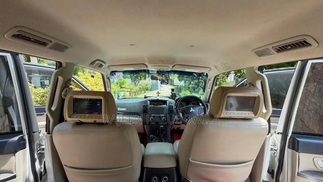 Mitsubishi Montero 2013 SUV (Used)
