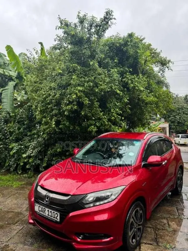 Honda Vezel 2016 SUV (Used)
