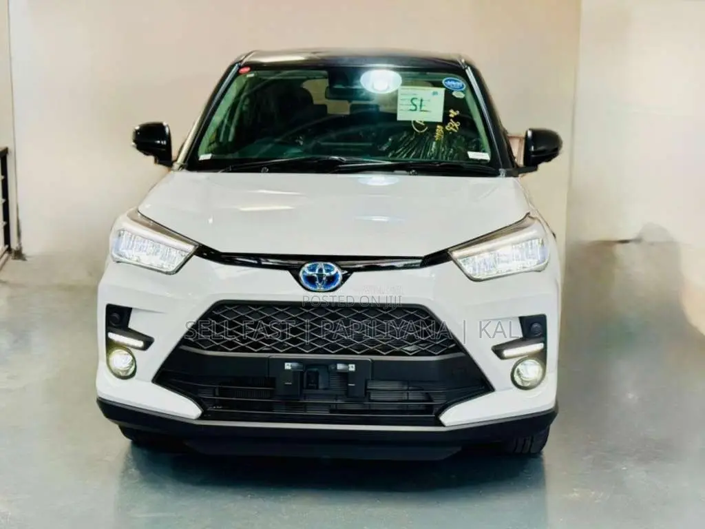 Toyota Raize Z Premium Hybrid 2026 SUV Unregistered (Recondition)