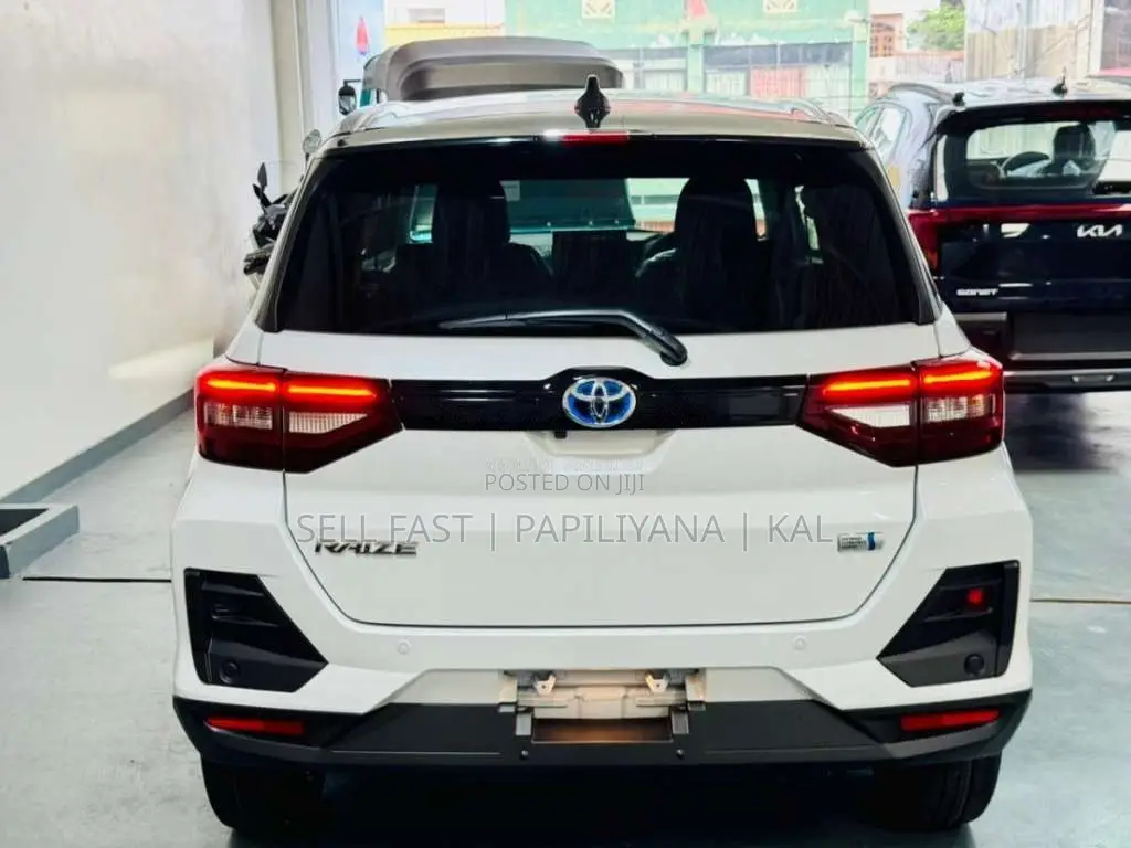 Toyota Raize Z Premium Hybrid 2026 SUV Unregistered (Recondition)