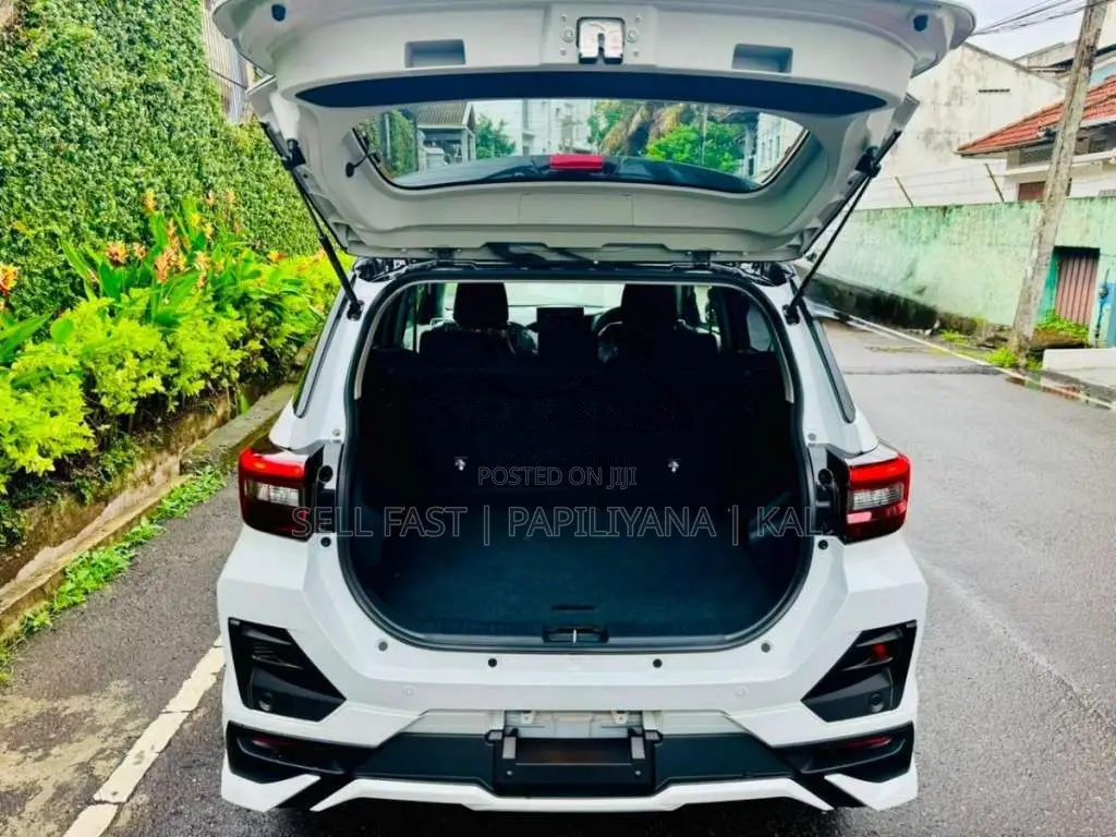 Toyota Raize Hybrid 2026 SUV Unregistered (Recondition)