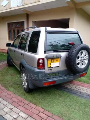 Land-Rover Freelander 2001 SUV (Used)