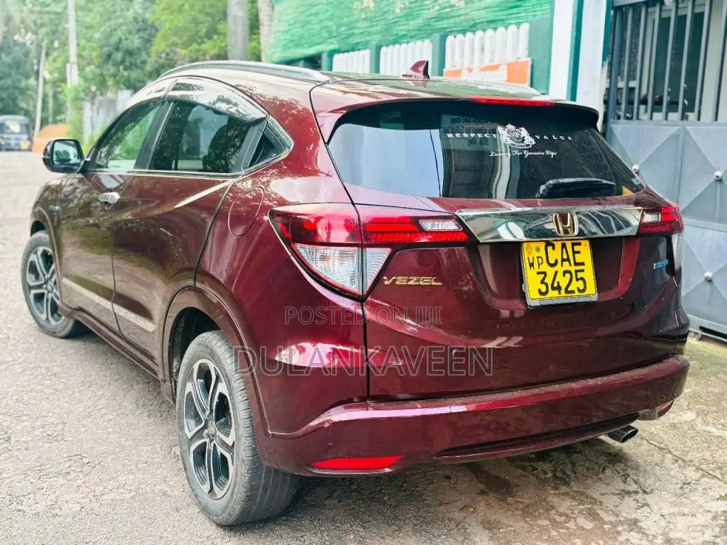 Honda VEZEL 2015 SUV (Used)