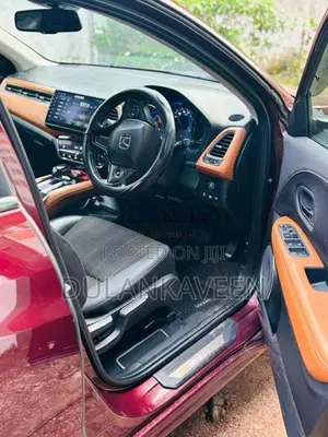 Honda VEZEL 2015 SUV (Used)