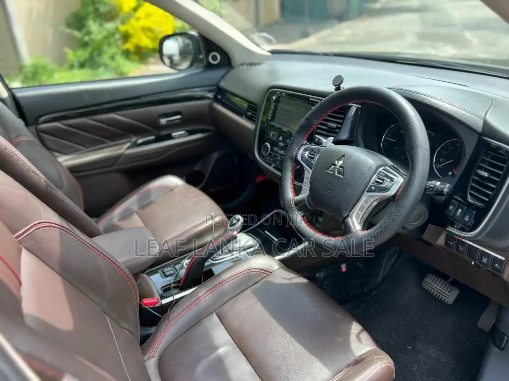 Mitsubishi Outlander 2015 SUV (Used)