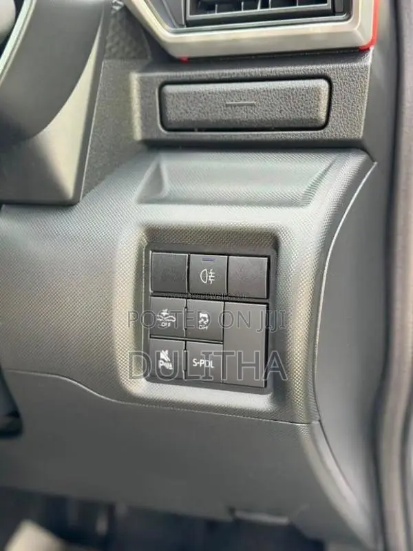 Toyota Raize Hybrid 2026 SUV Brand New