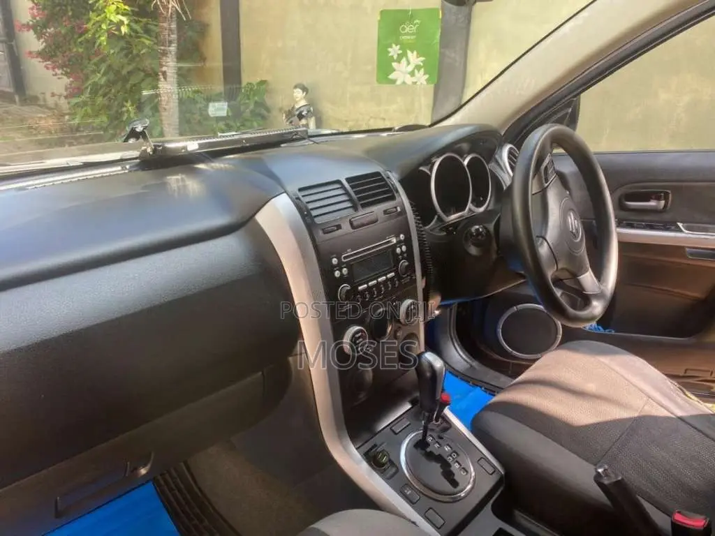 Suzuki Vitara 2013 SUV (Used)