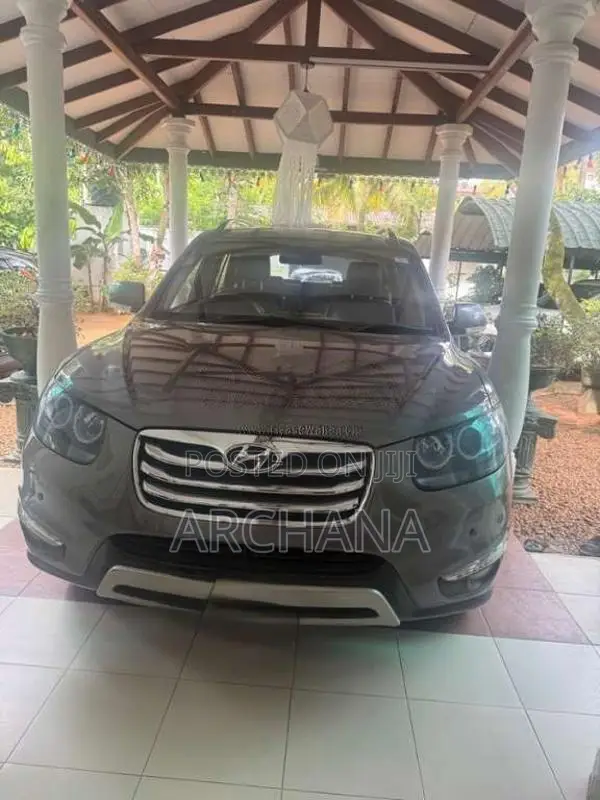 Hyundai Santa Fe 2013 SUV (Used)
