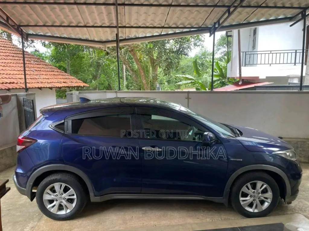 Honda Vezel 2014 SUV (Used)
