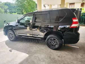 Toyota Land Cruiser Prado 150 2016 SUV (Used)