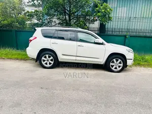 Toyota Vanguard 2010 SUV (Used)