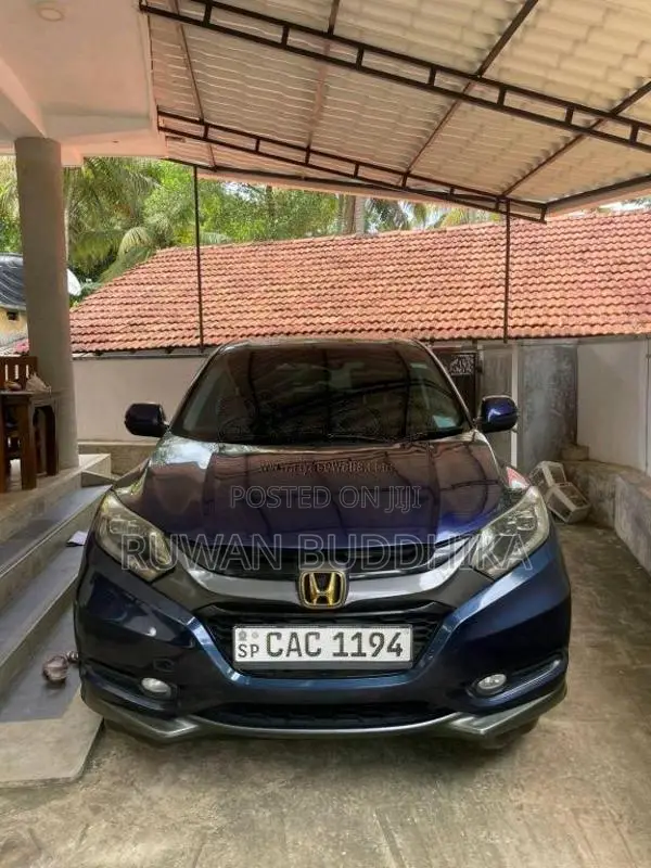 Honda Vezel 2014 SUV (Used)