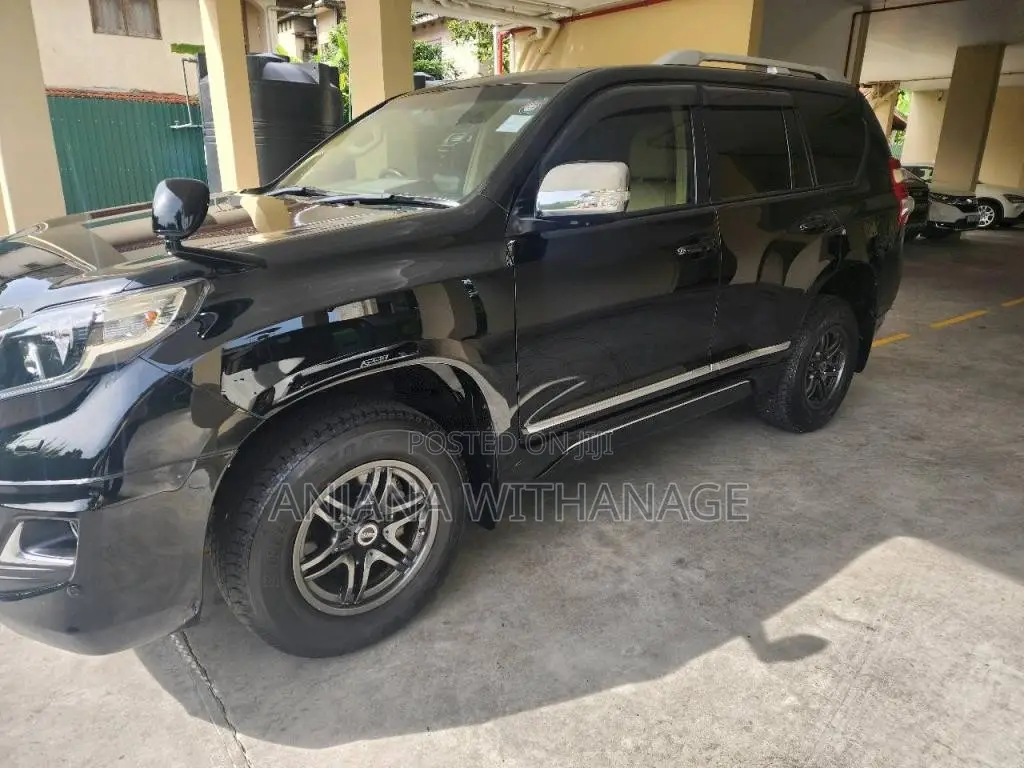 Toyota Land Cruiser Prado 150 2016 SUV (Used)