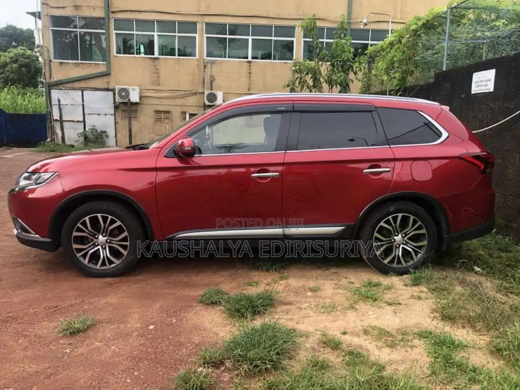 Mitsubishi Outlander 2015 SUV (Used)