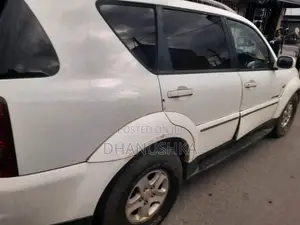 Micro Rexton Ssyangyong 2009 SUV (Used)