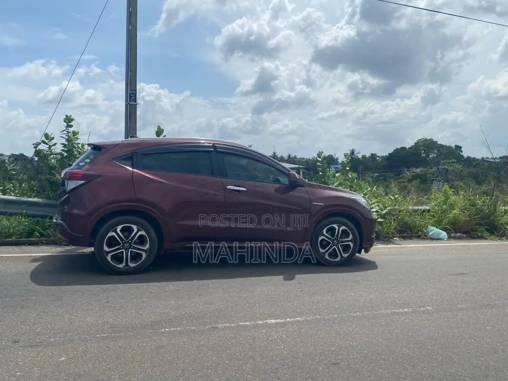 Honda Vezel 2015 SUV (Used)