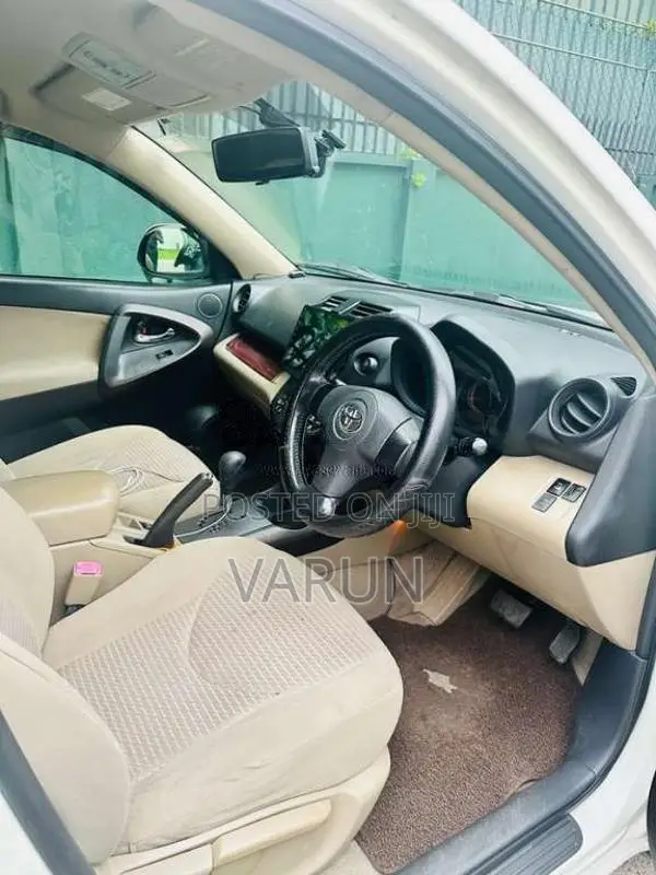 Toyota Vanguard 2010 SUV (Used)