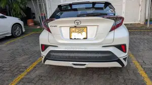 Toyota CHR 2018 SUV (Used)