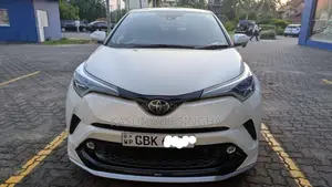 Toyota CHR 2018 SUV (Used)