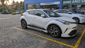 Toyota CHR 2018 SUV (Used)