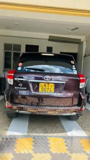 Toyota Vanguard 2012 SUV (Used)