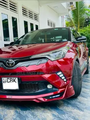Toyota CHR 2020 SUV (Used)