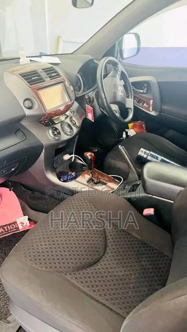 Toyota Vanguard 2012 SUV (Used)