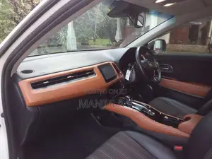 Honda Vezel 2014 SUV (Used)