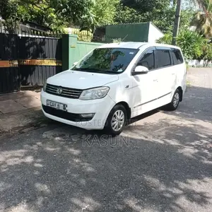 DFSK Glory 2018 SUV (Used)