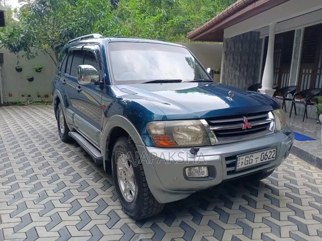 Mitsubishi Montero 2001 SUV (Used)
