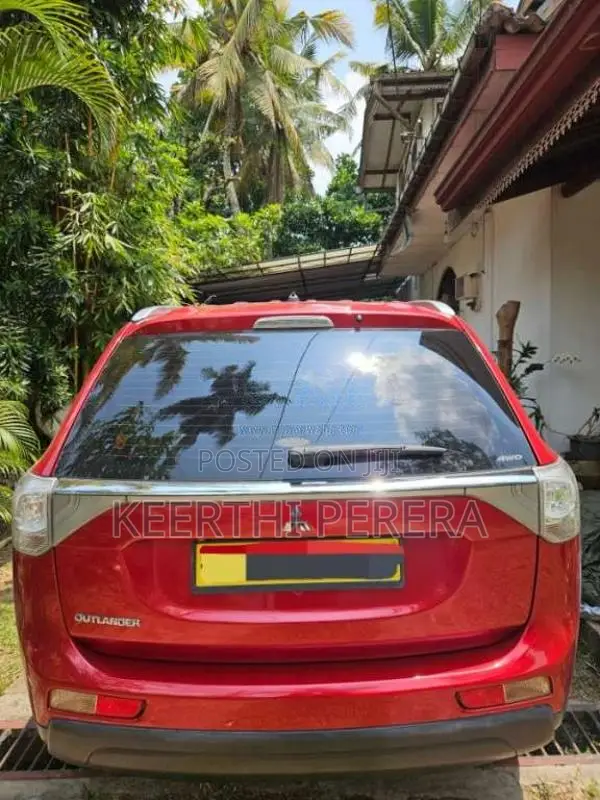 Mitsubishi Outlander 2014 SUV (Used)
