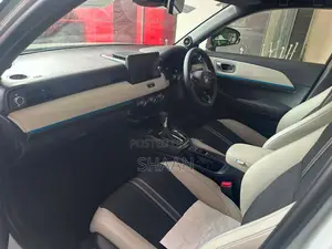 Honda Vezel Z Play Premium 2025 SUV Brand New