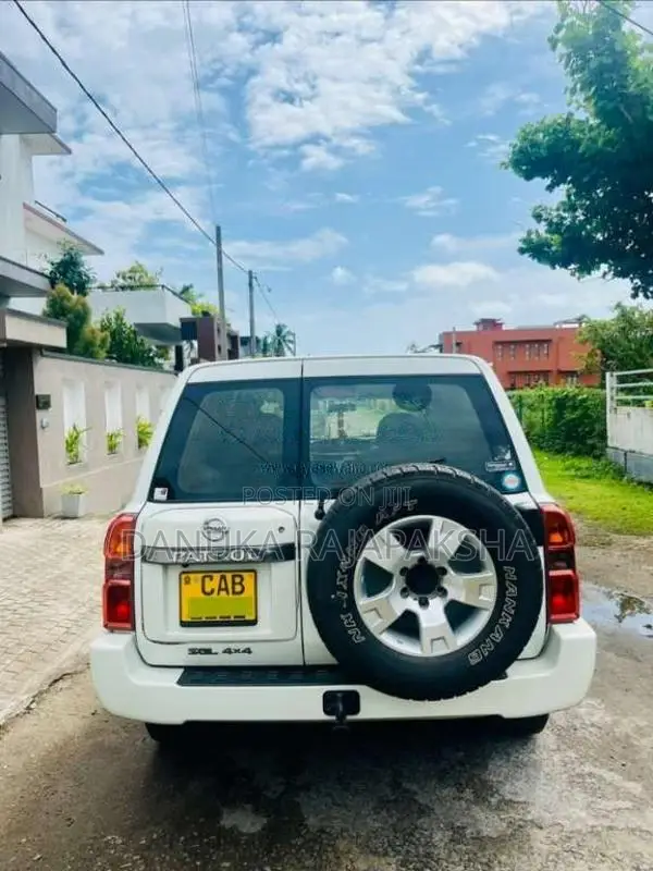 Nissan Patrol SGL Y61 2013 SUV (Used)