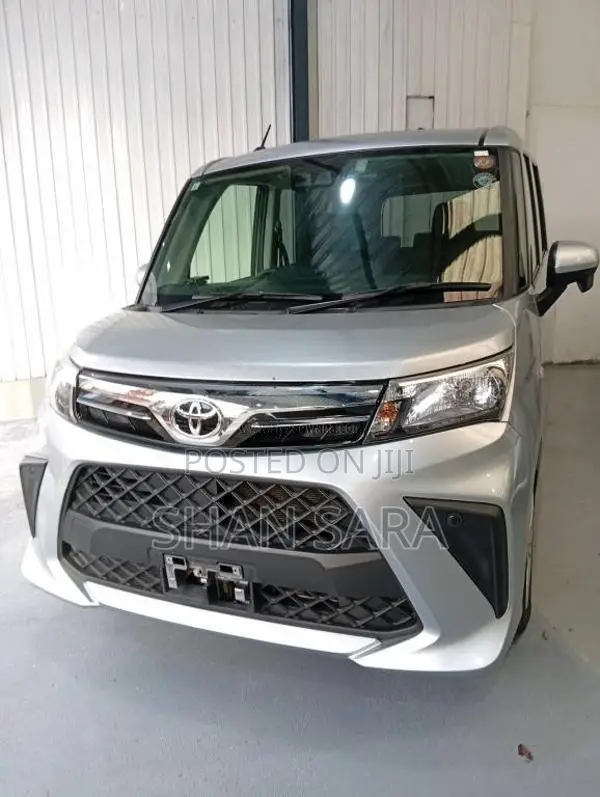 Toyota Roomy X 2023 SUV Unregistered (Recondition)